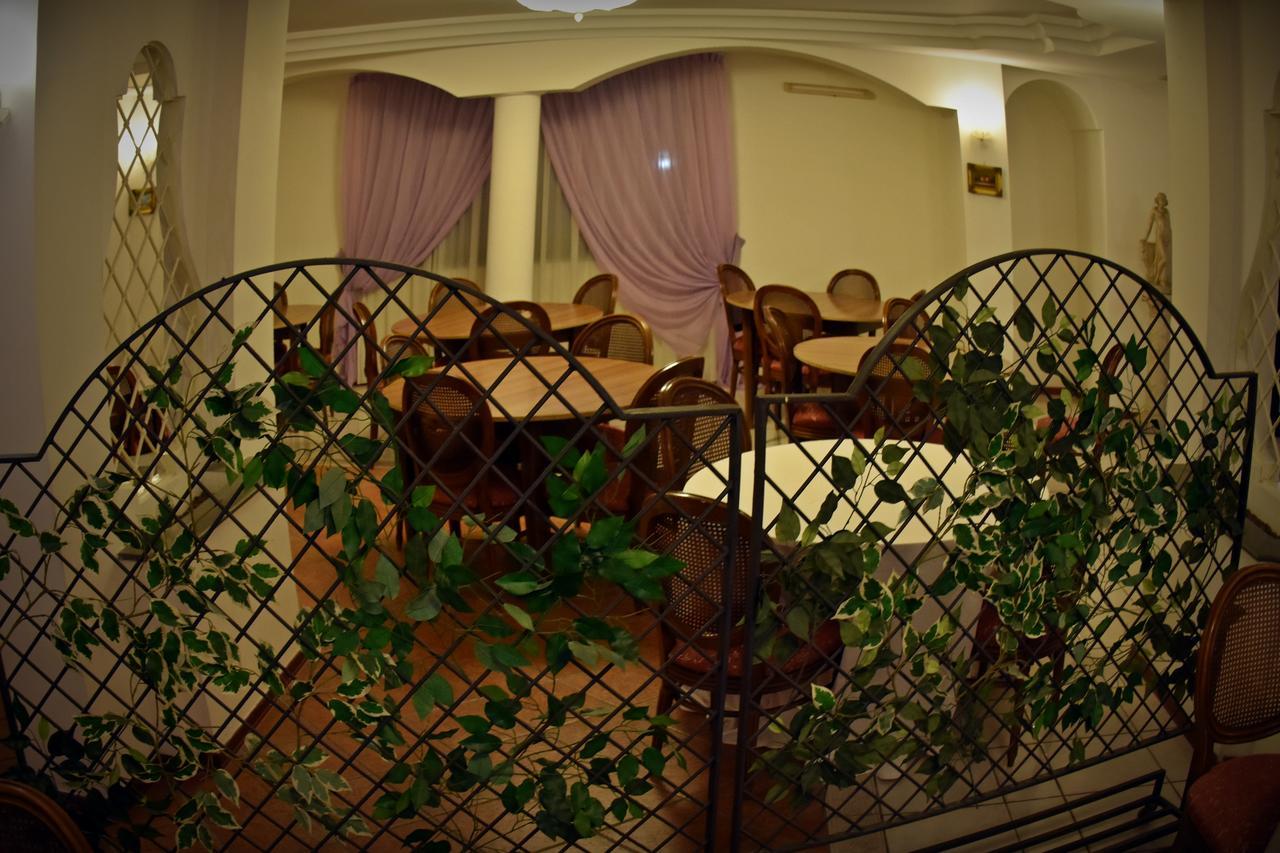 Hotel Joy กัสเตลโวลตูร์โน ภายนอก รูปภาพ